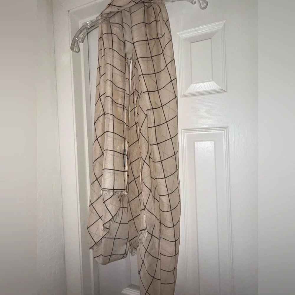 Rachel Pally Women’s Cream Grid Scarf 100% Polyester One Size